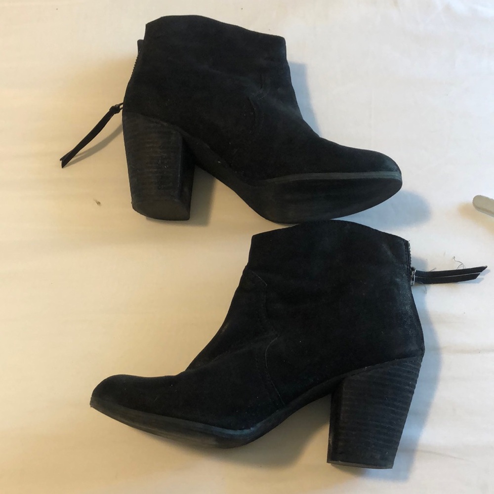Black BP size 8 booties